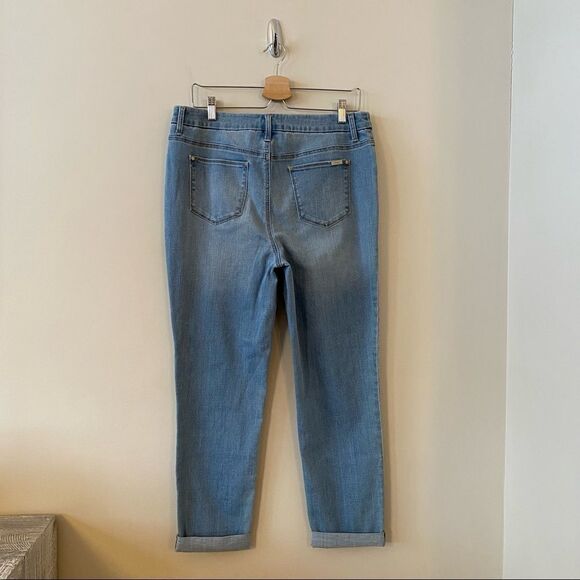 CHICO’S So Slimming Patchwork Embellished Girlfriend Ankle Jeans - Picture 3 of 11